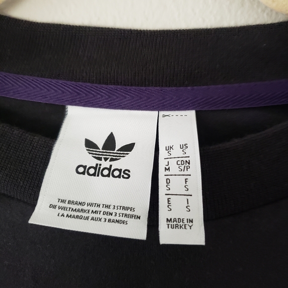 $5 WHEN BUNDLED 🍇 ADIDAS T-Shirt - Picture 5 of 7